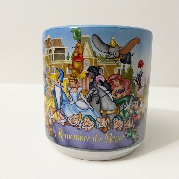 Vintage 1996 25th Anniversary Walt Disney World Remember the Magic Mug - Picture 2 of 16